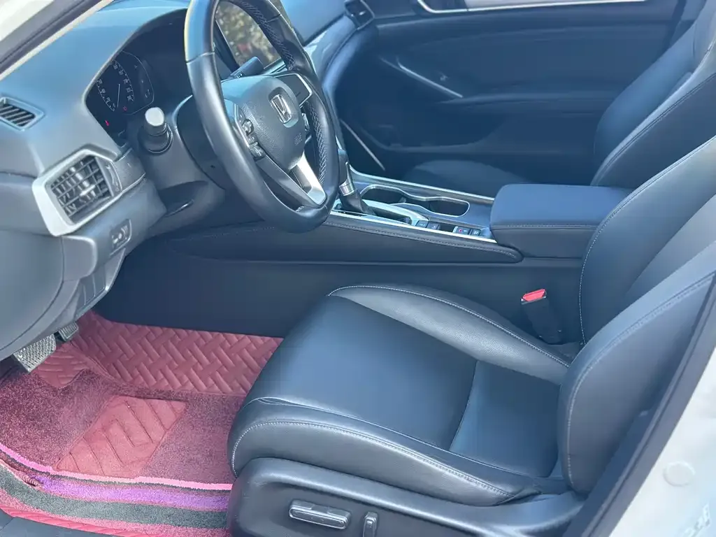 Honda Accord — фото 6