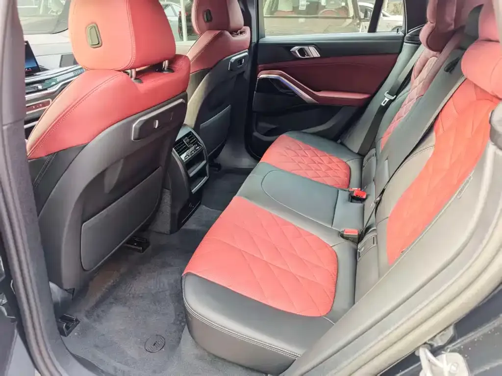 BMW X6 2025 из CN, фото 4