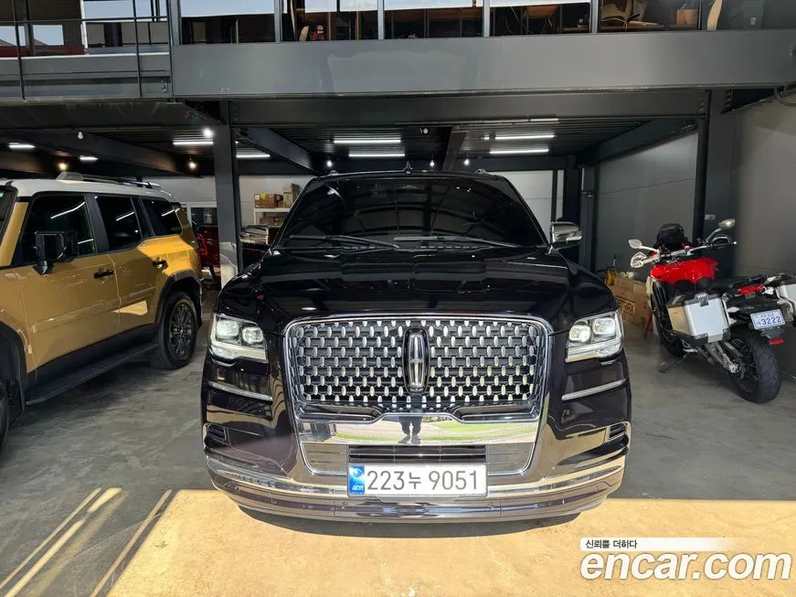 Lincoln Navigator 2022 из KR, фото 3