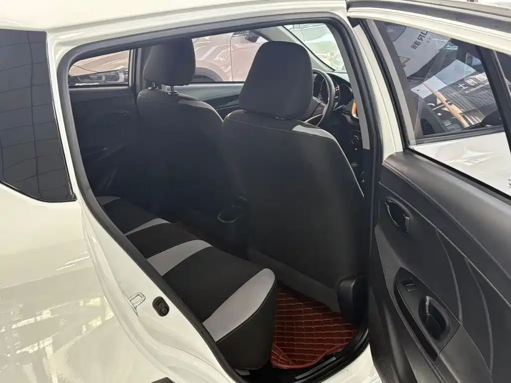 Toyota Yaris L 2022 из CN, фото 10