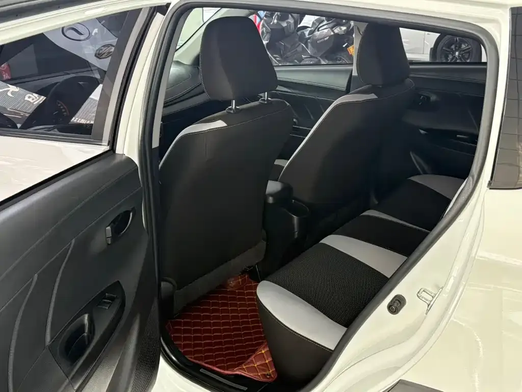 Toyota Yaris L 2022 из CN, фото 7