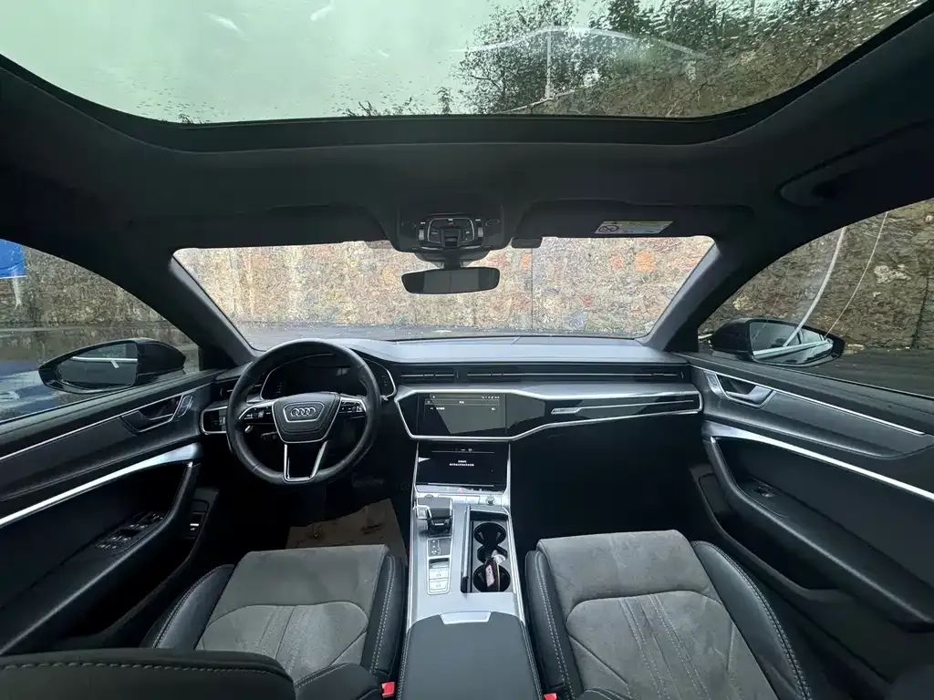 Audi A6L 2023 из CN, фото 5