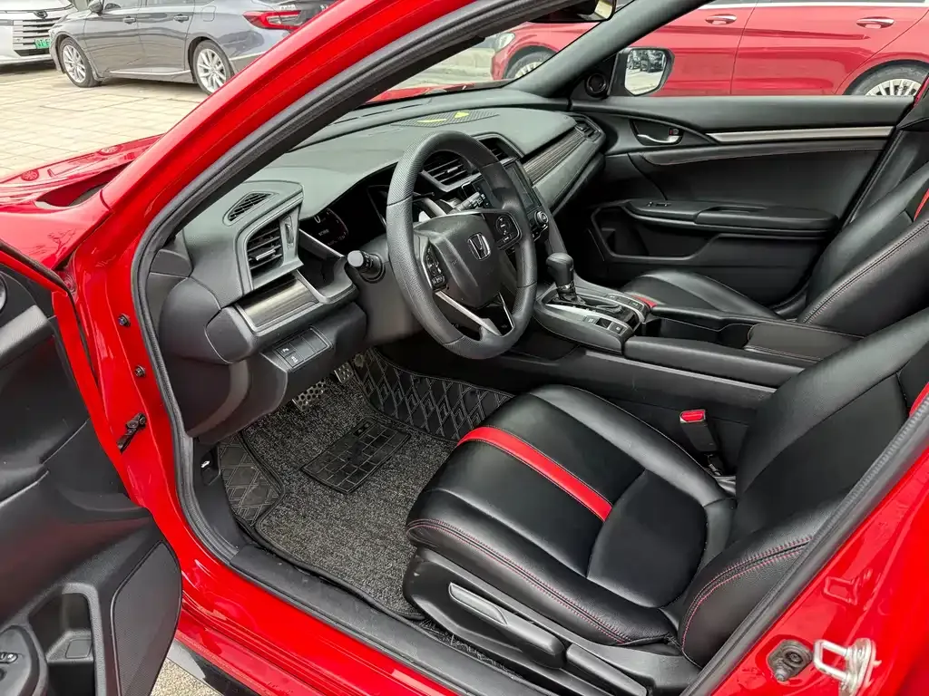Honda Civic — фото 4