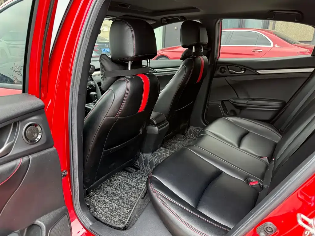 Honda Civic — фото 5
