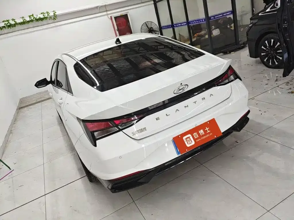 Hyundai Elantra 2022 из CN, фото 3