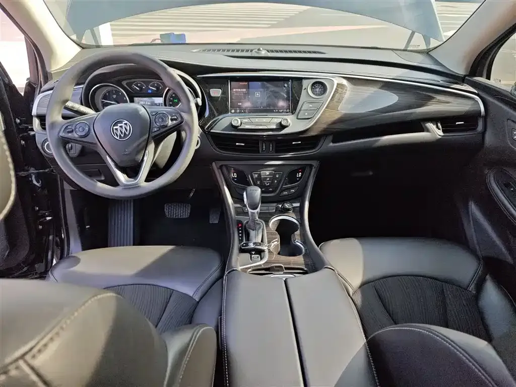 Buick Envision Plus — фото 10