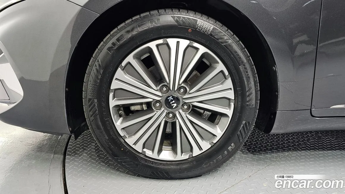 Kia K7 2021 из KR, фото 5