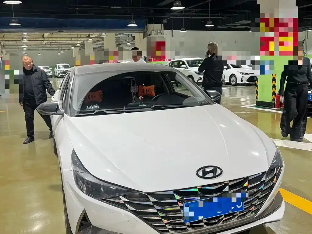 Hyundai Elantra 2022 из CN, фото 2