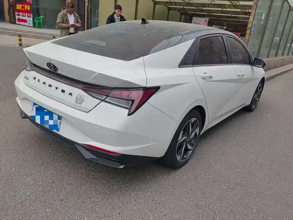Hyundai Elantra 2022 из CN, фото 5