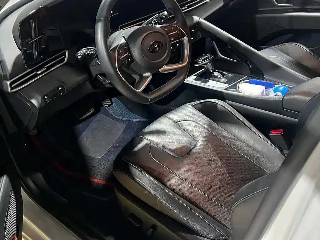 Hyundai Elantra 2022 из CN, фото 6