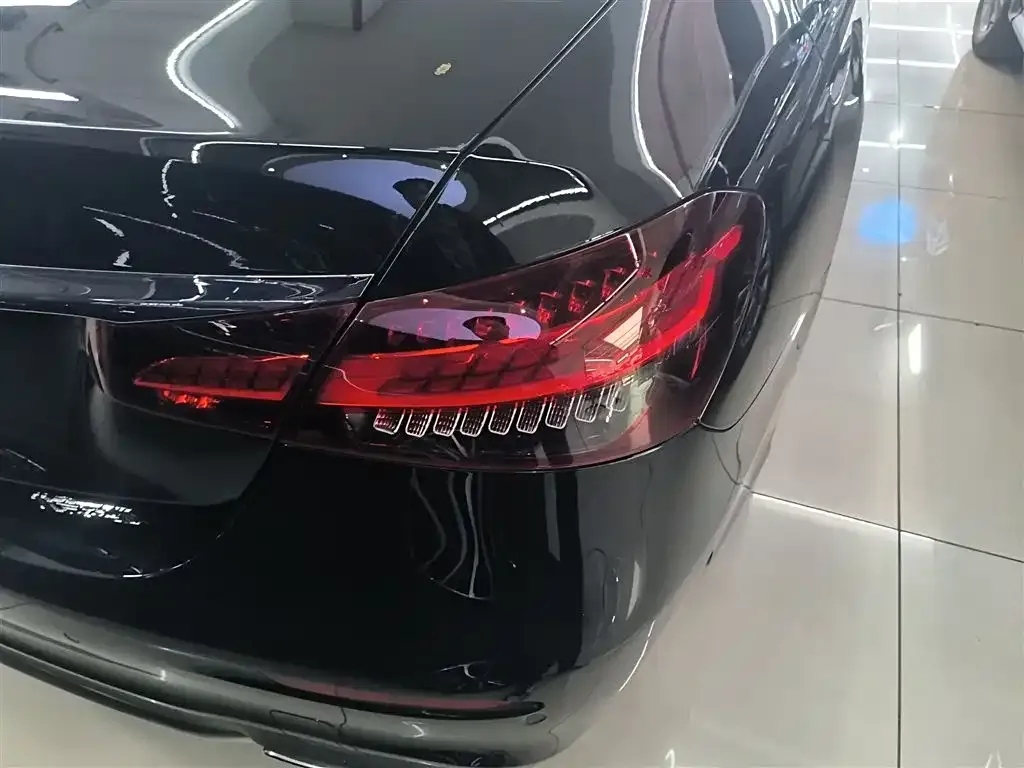 Mercedes-Benz E-Class 2022 из CN, фото 8