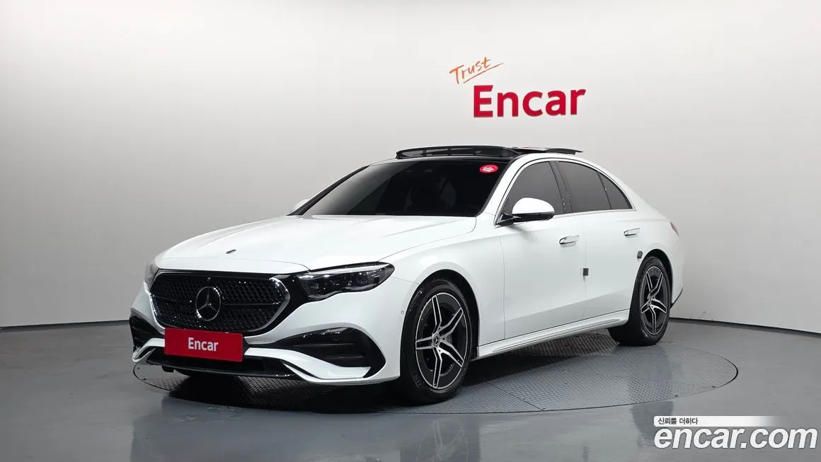 Mercedes-Benz E-Class — фото 1