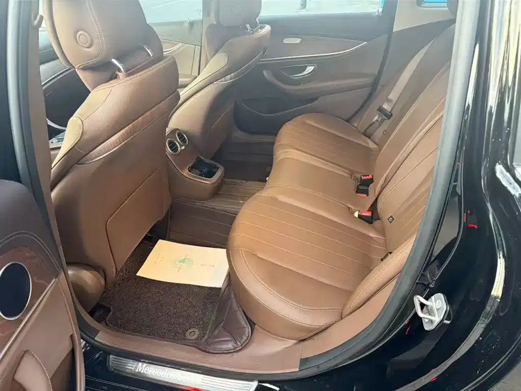Mercedes-Benz E-Class 2021 из CN, фото 3