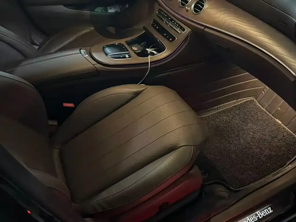 Mercedes-Benz E-Class 2021 из CN, фото 4