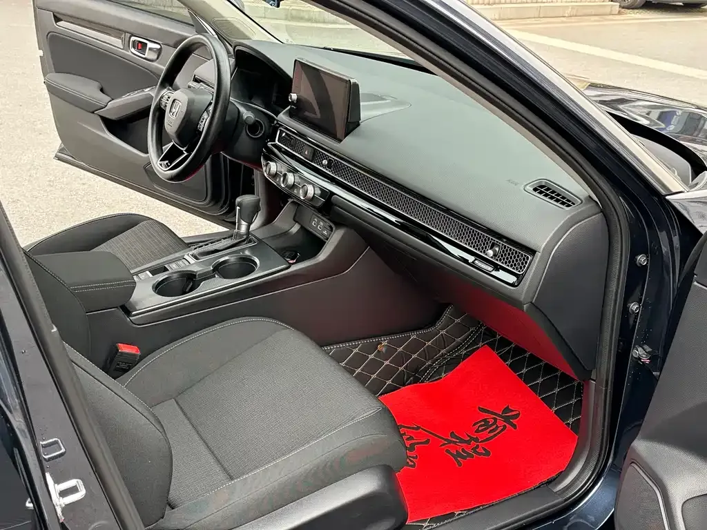 Honda Civic — фото 7