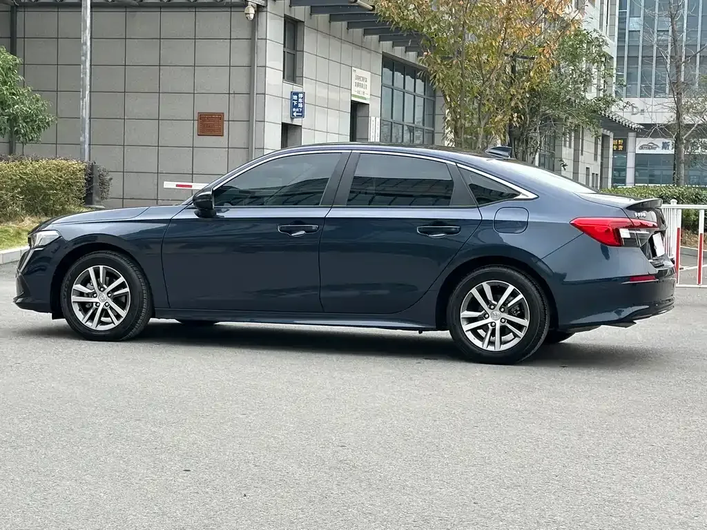 Honda Civic — фото 9