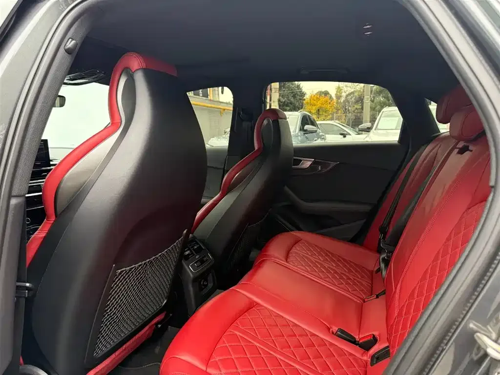 Audi S4 2024 из CN, фото 10