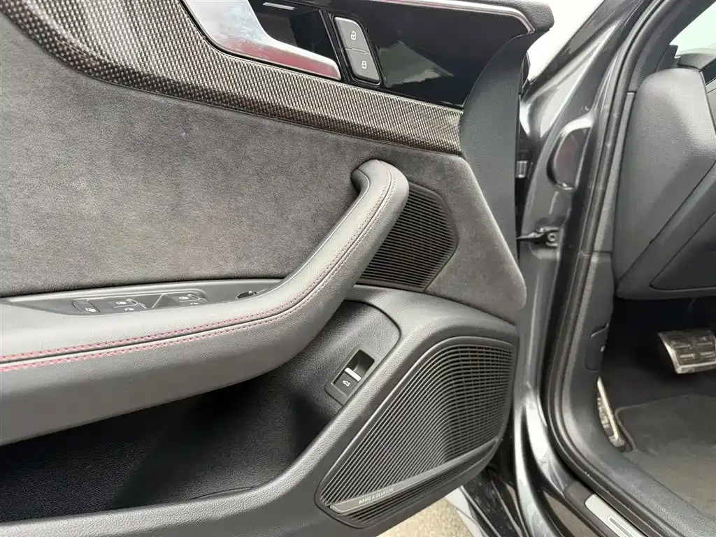 Audi S4 2024 из CN, фото 7
