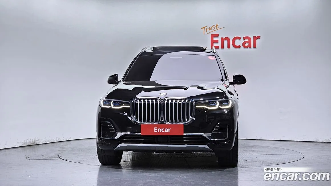BMW X7 — фото 3