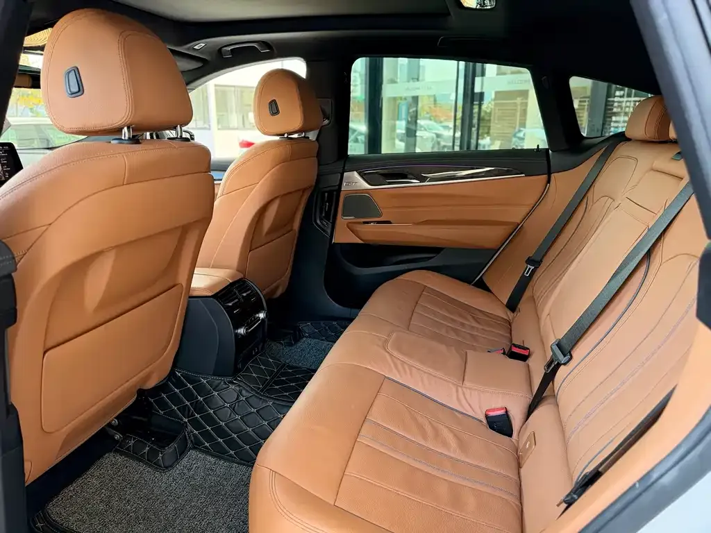 BMW 6 Series GT 2024 из CN, фото 9