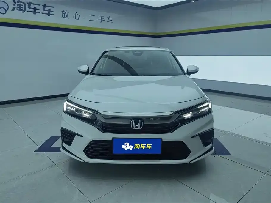 Honda Civic 2023 из CN, фото 2