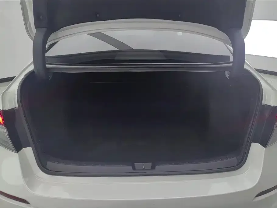 Honda Civic 2023 из CN, фото 4