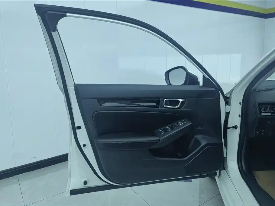 Honda Civic 2023 из CN, фото 7