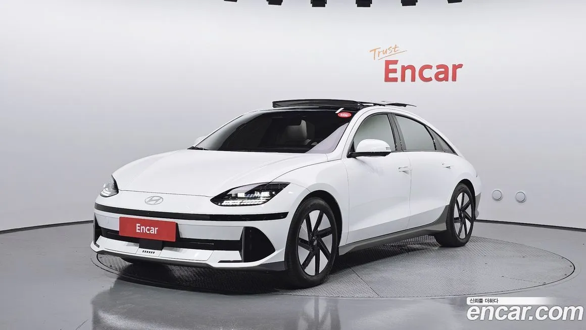 Hyundai Ioniq6 — фото 1