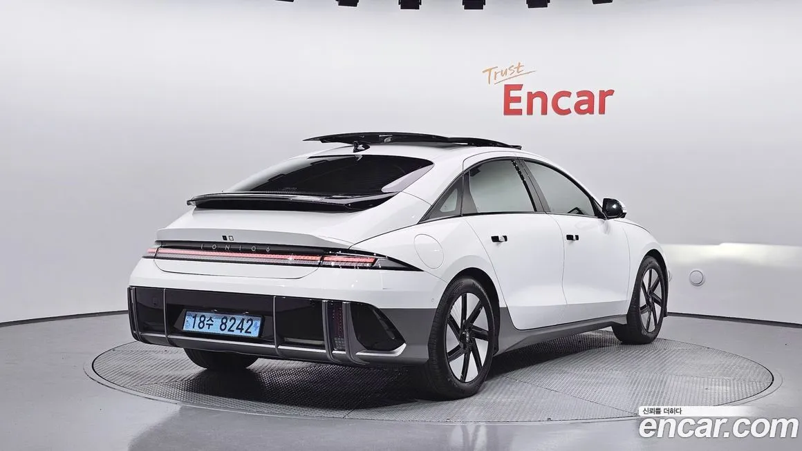 Hyundai Ioniq6 — фото 2