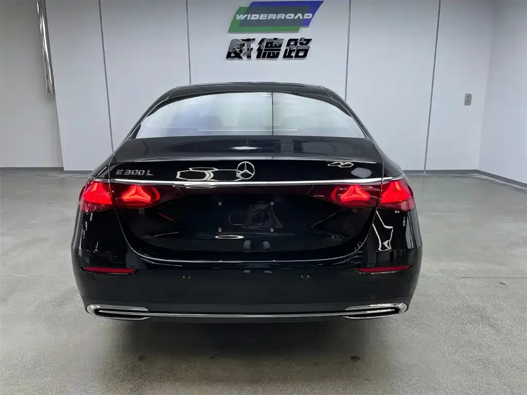Mercedes-Benz E-Class 2024 из CN, фото 7