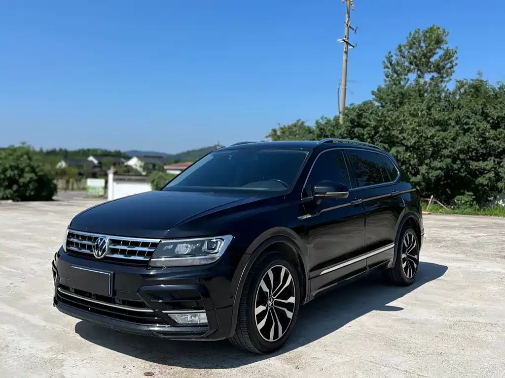 Volkswagen Tiguan L 2021 из CN, фото 1