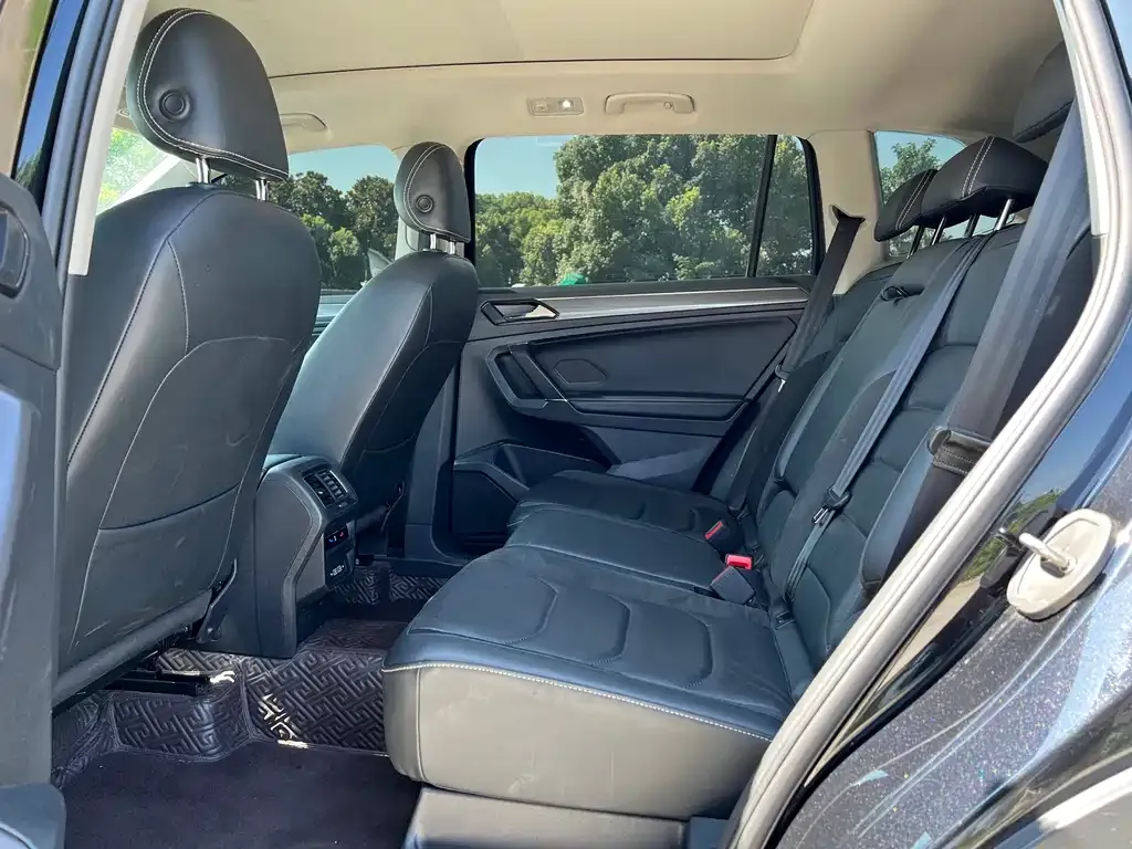 Volkswagen Tiguan L 2021 из CN, фото 5