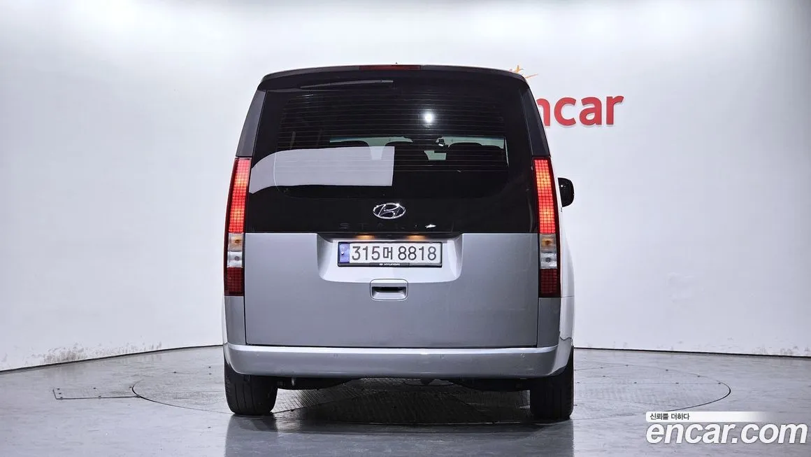Hyundai Staria 2023 из KR, фото 4