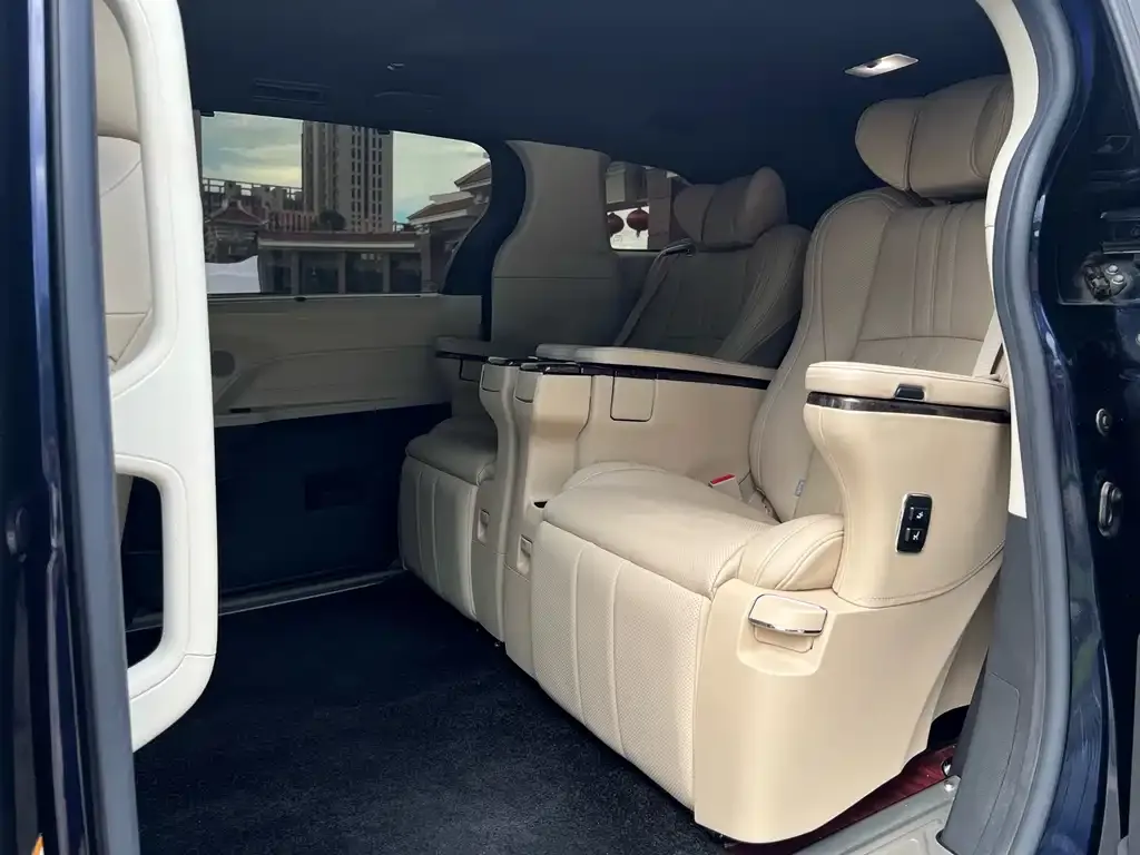 Toyota Sienna 2022 из CN, фото 10