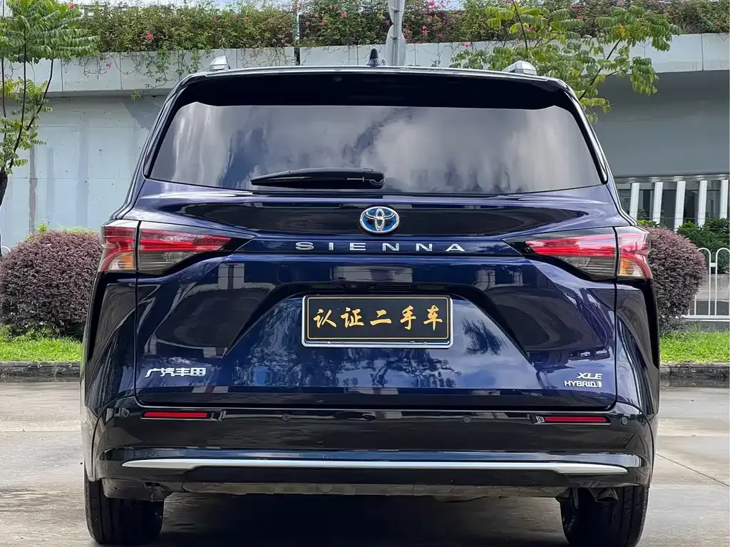 Toyota Sienna 2022 из CN, фото 5