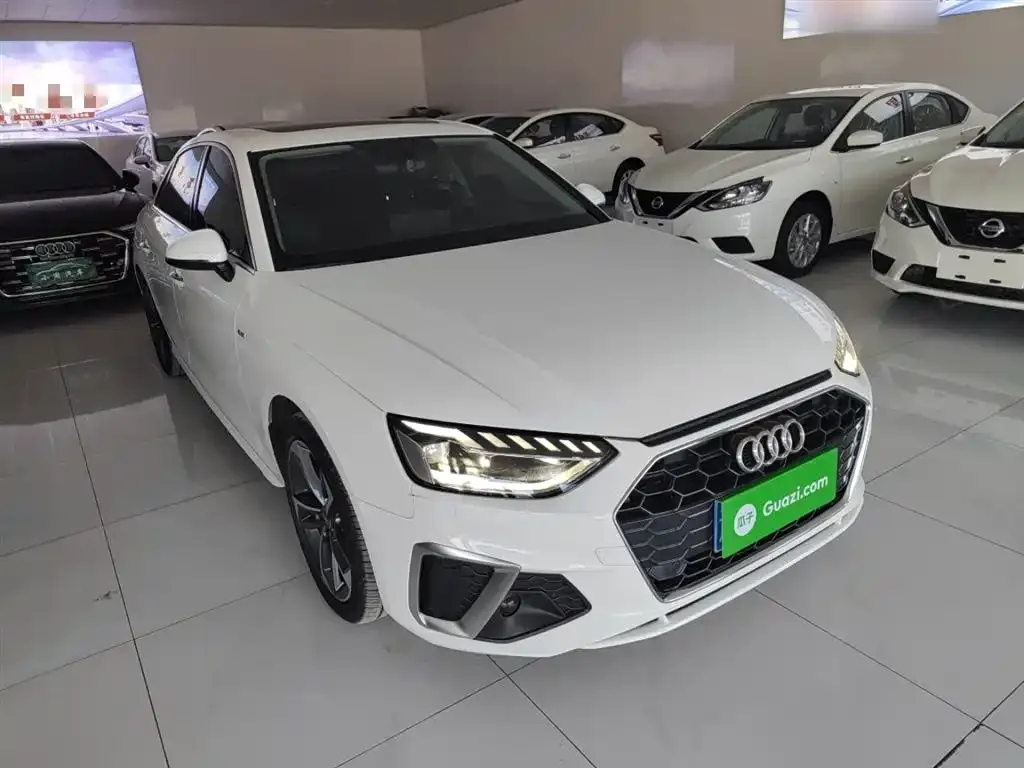 Audi A4L 2023 из CN, фото 4