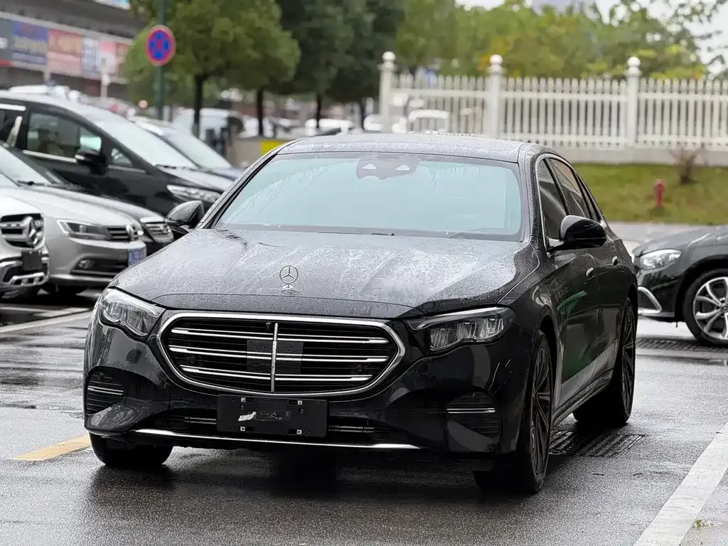 Mercedes-Benz E-Class 2025 из CN, фото 3