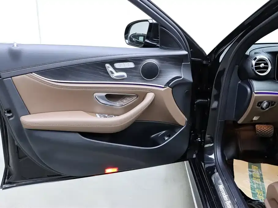 Mercedes-Benz E-Class 2023 из CN, фото 10