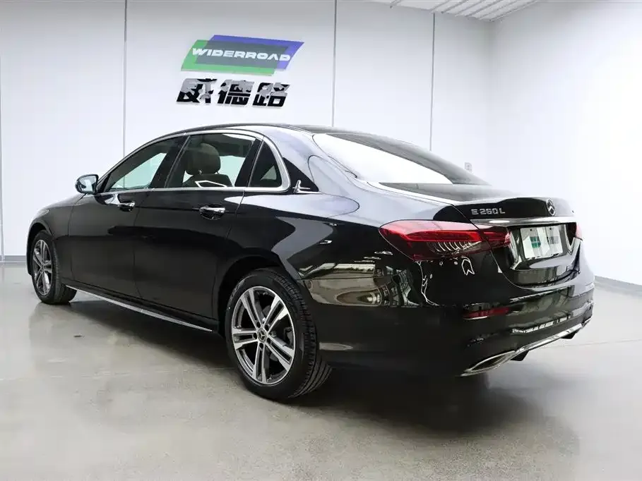 Mercedes-Benz E-Class 2023 из CN, фото 6