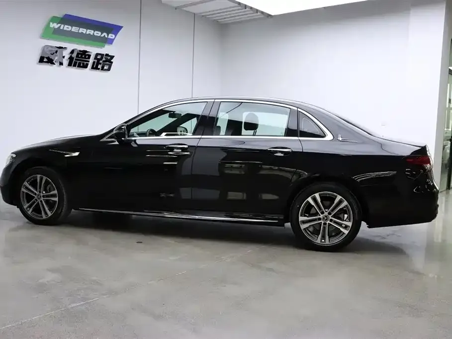 Mercedes-Benz E-Class 2023 из CN, фото 7