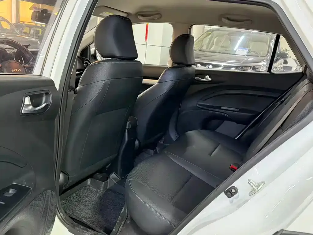 Kia KX1 2021 из CN, фото 5