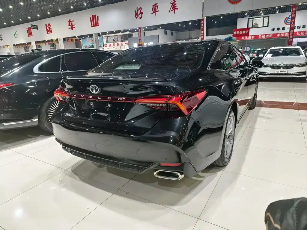 Toyota Avalon 2022 из CN, фото 6