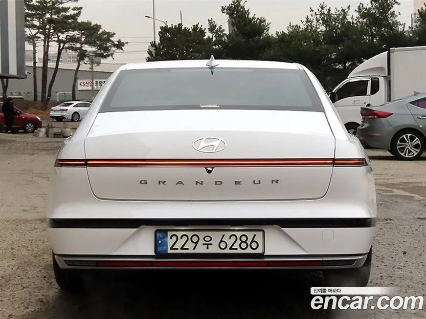 Hyundai Grandeur 2024 из KR, фото 4