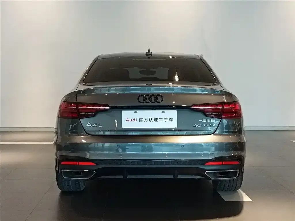 Audi A4L 2022 из CN, фото 5