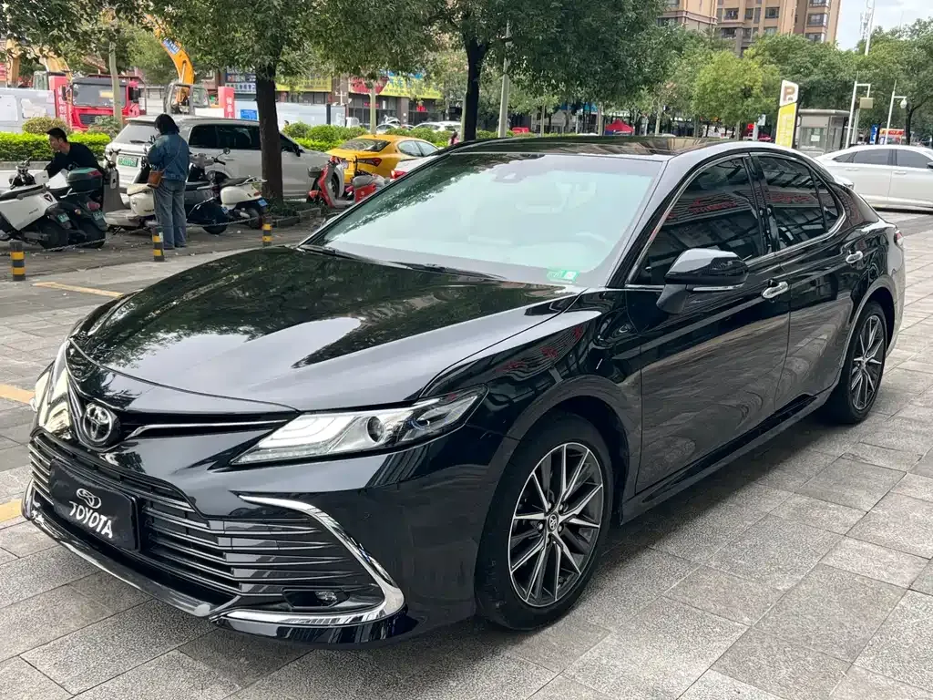 Toyota Camry 2022 из CN, фото 1