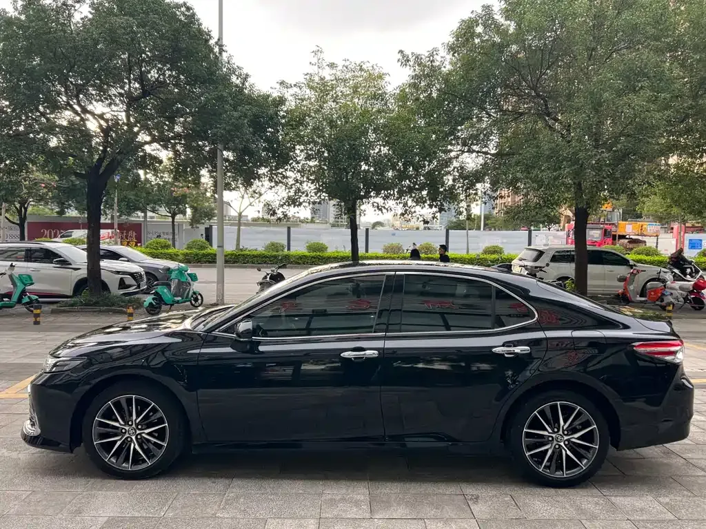 Toyota Camry 2022 из CN, фото 4