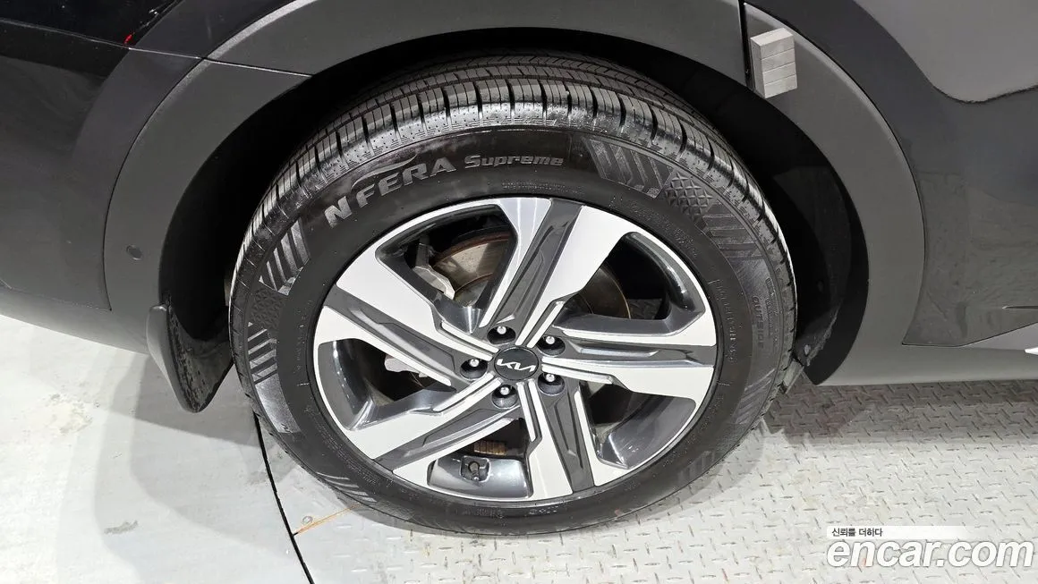 Kia Sorento — фото 5