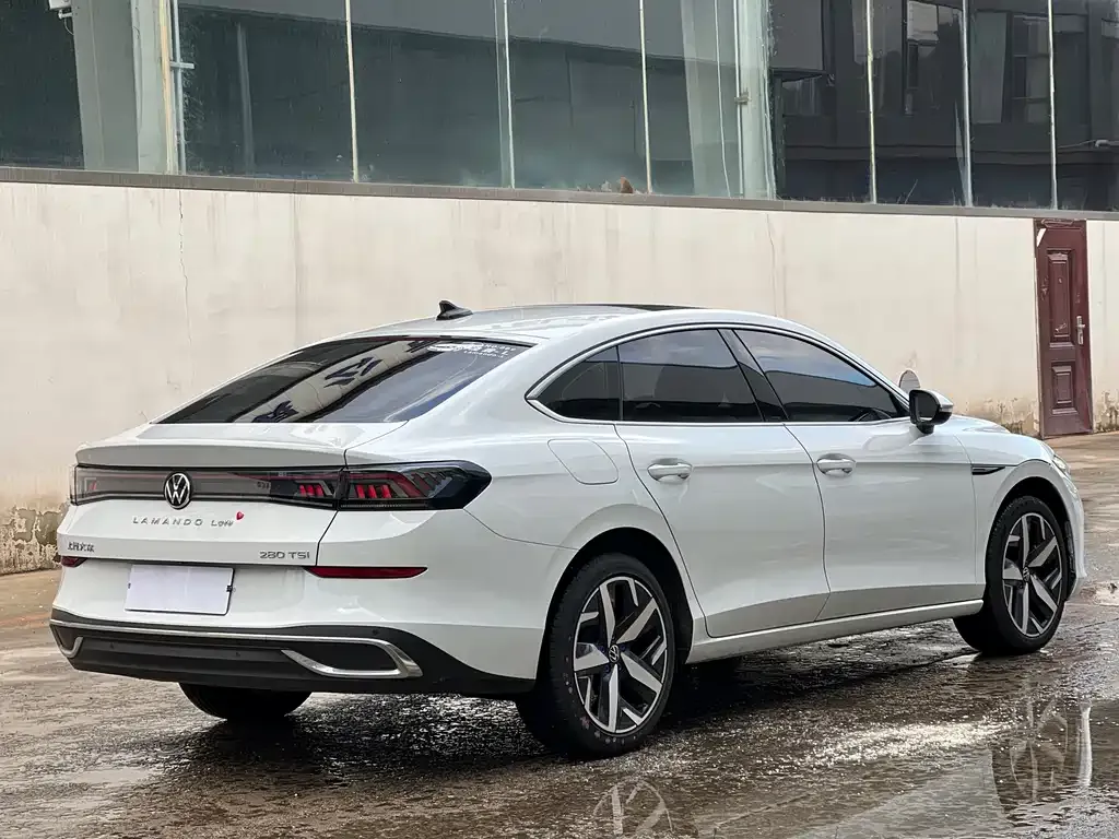 Volkswagen Lamando 2024 из CN, фото 4