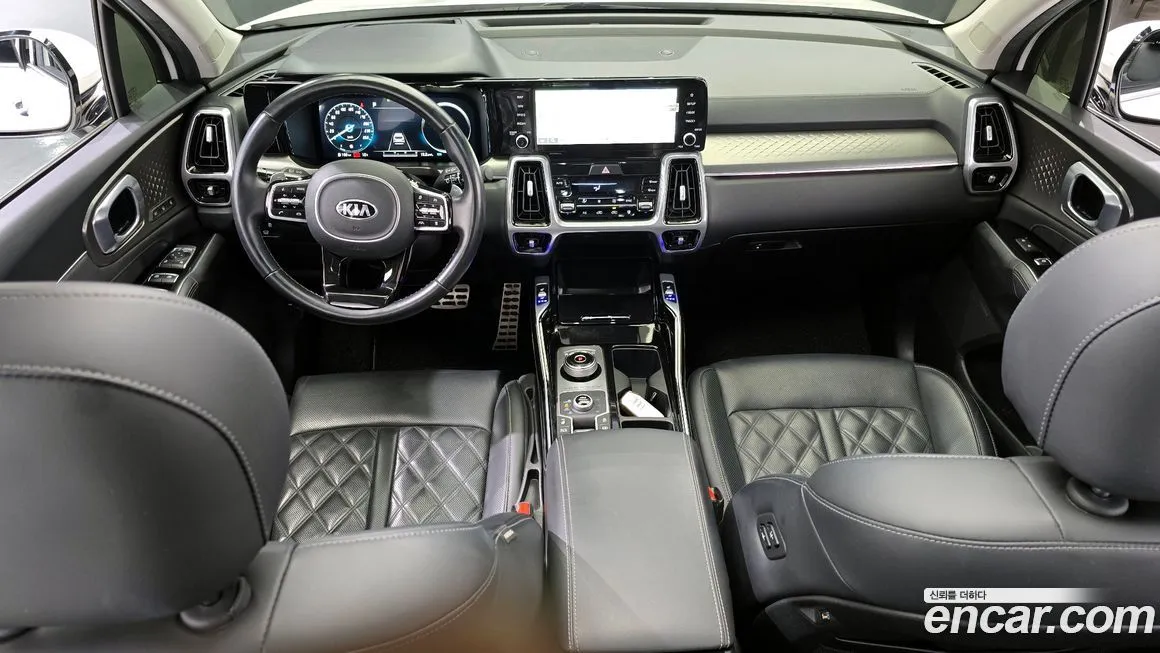 Kia Sorento — фото 7
