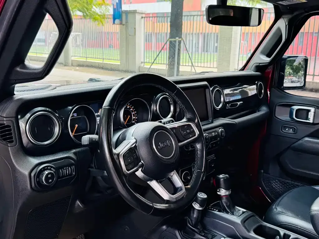 Jeep Wrangler 2022 из CN, фото 7